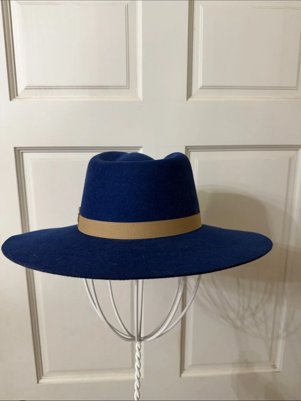 Classic Wide-Brim Felt Hat in Navy with Tan Band - Picture 4 of 8